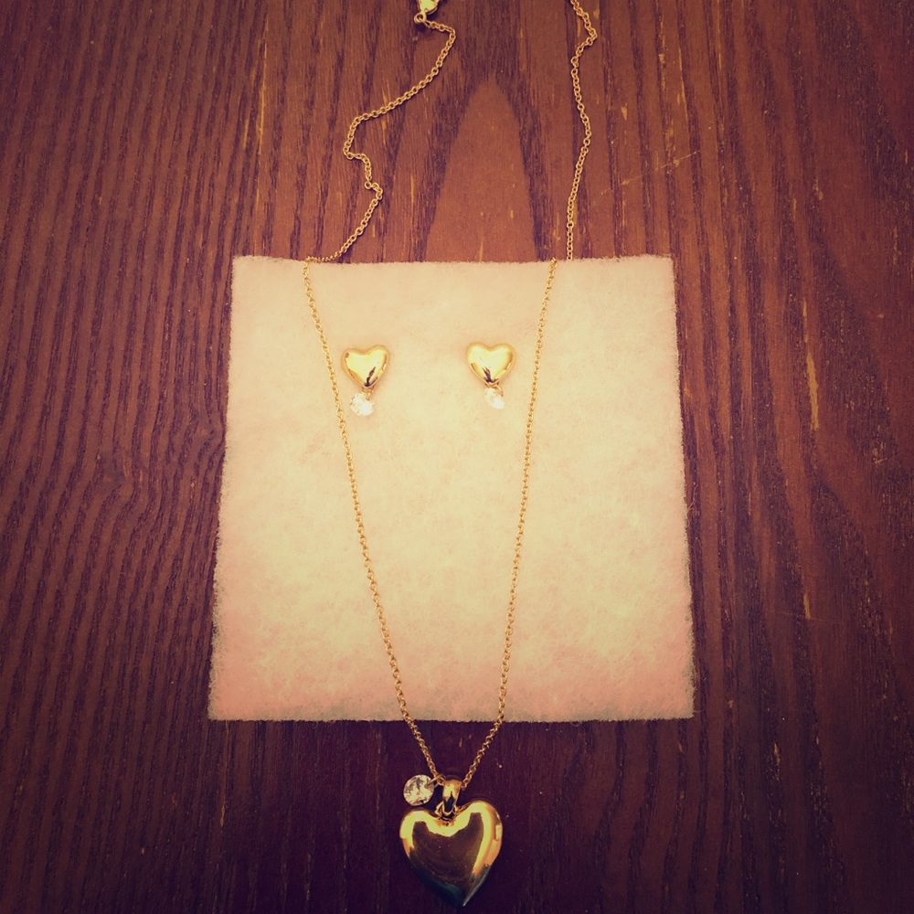 Earring set